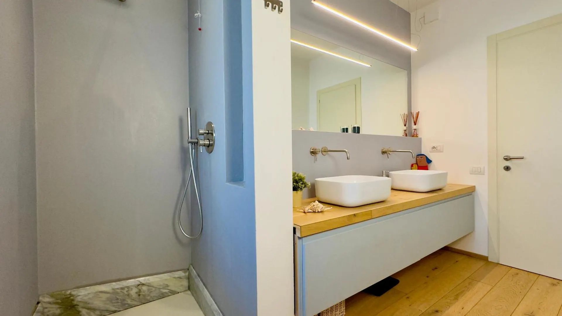 Casa Di Bianca Con Jacuzzi Privata Riscaldata Pedemonte Włochy